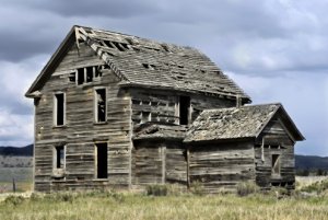 grizzly-house-southwest-side.jpg