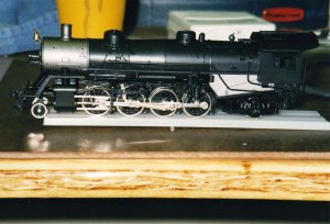 2004 Athearn Reweighting Balance Point (Before) small.jpg