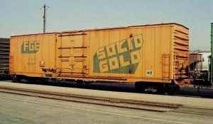 FGE_Solid_Gold_-402021_insulated_boxcar.JPG