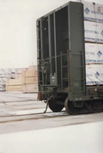 track in concreat freight.jpg