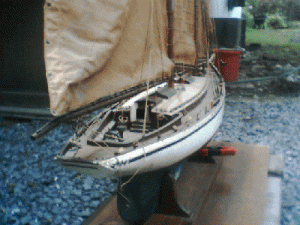 outsideboatonea.gif