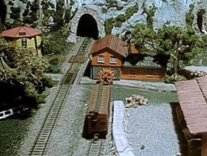 trainsb13.jpg