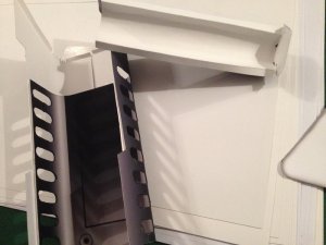 9Top_f_inside.jpg