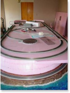 train layout-main track begin.jpg