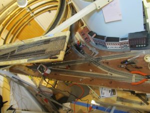 acrossing_done_track_on_top_deck.jpg
