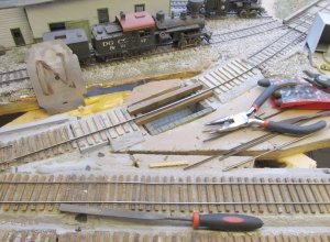 a_turntable_lead_rail1_a1a.jpg