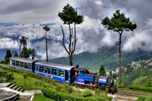 darjeeling-himalayan-railway-3.jpg