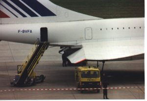 X-13-Flughafen-Stuttgart-Concorde_35p.jpg