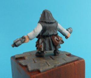 mag-nun-002.jpg