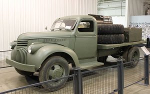 chevy-raftruck-nmmh-107w-2.jpg
