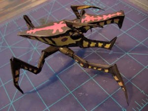 starship-trooper-papercraft-bug.jpg