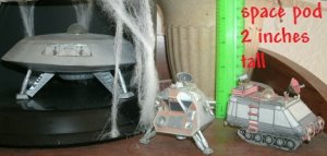 lost in psace paper models pic.jpg