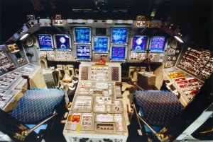 623176main_pd_discflightdeck.jpg