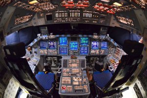 atlantis-cockpit.jpg