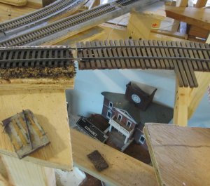 A44a 7-20-16 loader  tail  track a1.jpg