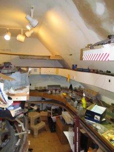 A 47 a 11-25--16  4th  level  showing  gap  in  shelving  on  West  ceiling  4-D.jpg