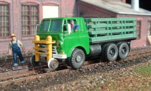 hirail1 (3).jpg