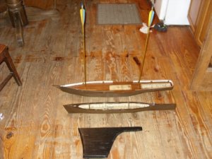 arrows  as mast tiny.jpg