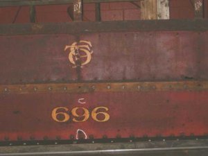 696.jpg