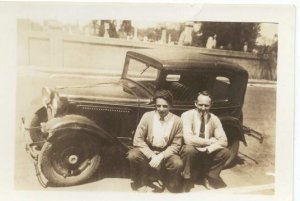 wilma and russell 04 car.jpg