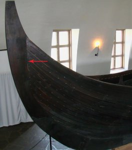 Gokstad_Ship_Side_View.jpg
