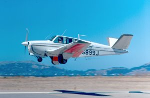 Beech_Bonanza_Takeoff.jpg
