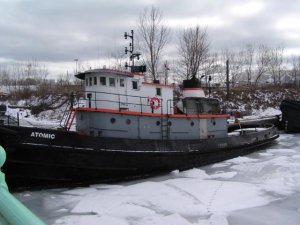 Tug03.jpg