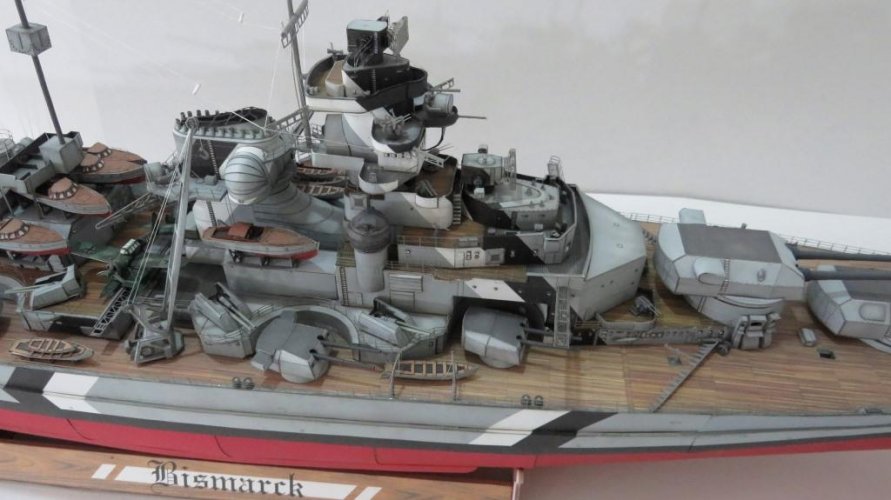 Bismarck 95.1.jpg