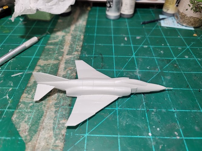 F-4F15.jpg