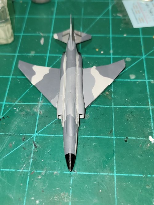 F-4F27.jpg