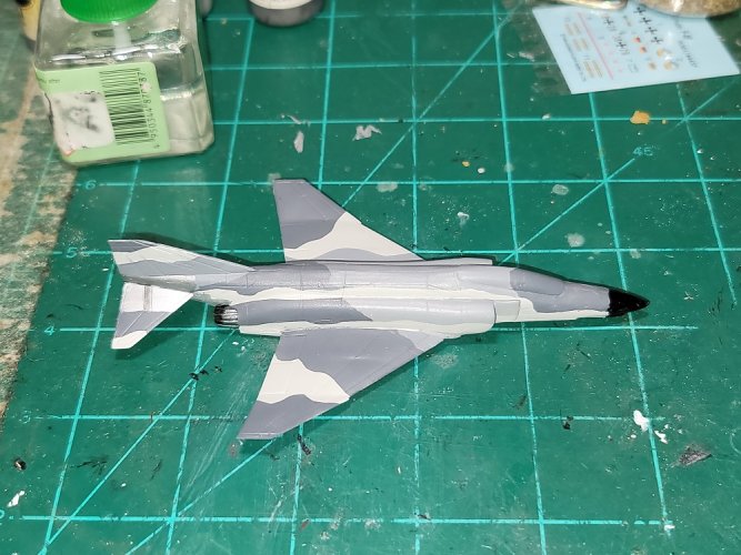 F-4F28.jpg