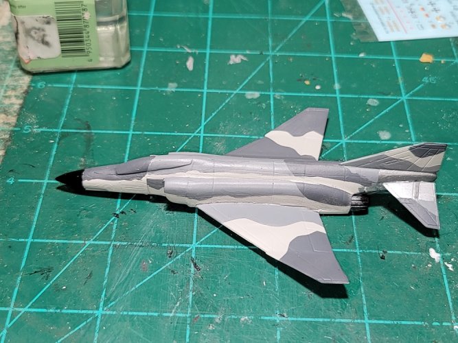 F-4F30.jpg