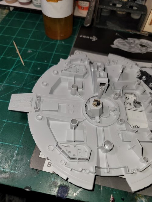 Millenium Falcon 057.jpg