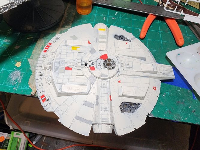 Millenium Falcon 101.jpg