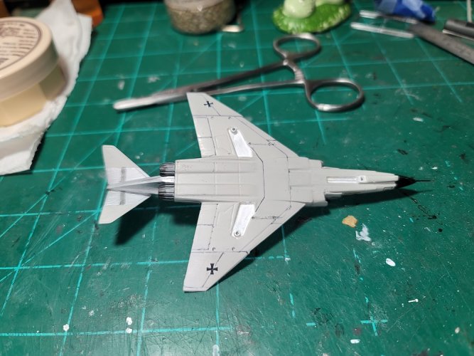 F-4F43.jpg