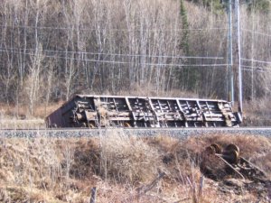 CNR Derailed 04-2005 C.jpg