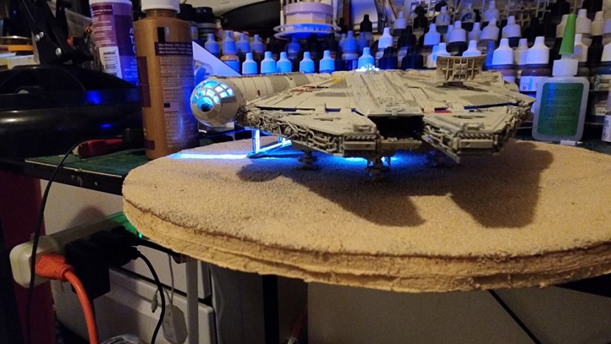 Millenium Falcon 110.jpg