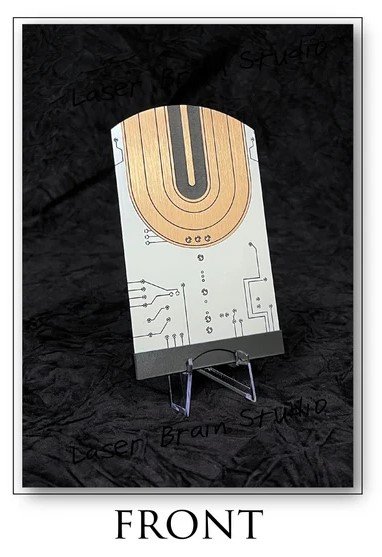 Data card02_front schuin.jpg