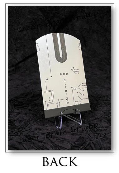 Data card02_rear schuin.jpg