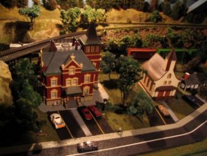 N scale hotel.jpg