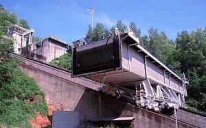 ShipIncline4.jpg