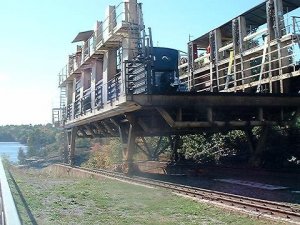 01Big  Chute rails.JPG