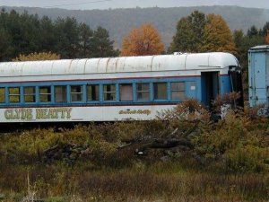 CIRCUS_COACH-3.jpg