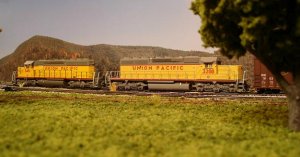 PAIR SD40.jpg