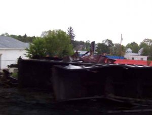 derail2.jpg