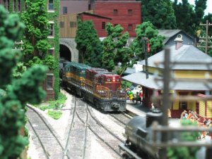 mec geeps tunnel from phillips.JPG