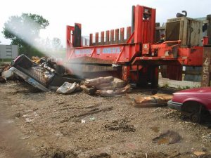 scrap yard 011.jpg