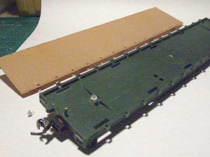 Old ATSF flatcar 2.jpg