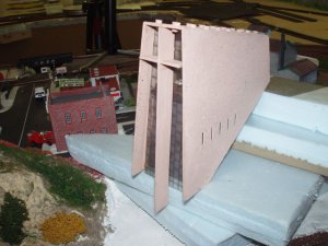 Right-scale.jpg