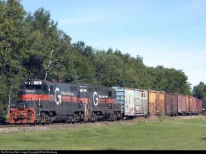 Guilford Rail Systems GP7 #12.jpg